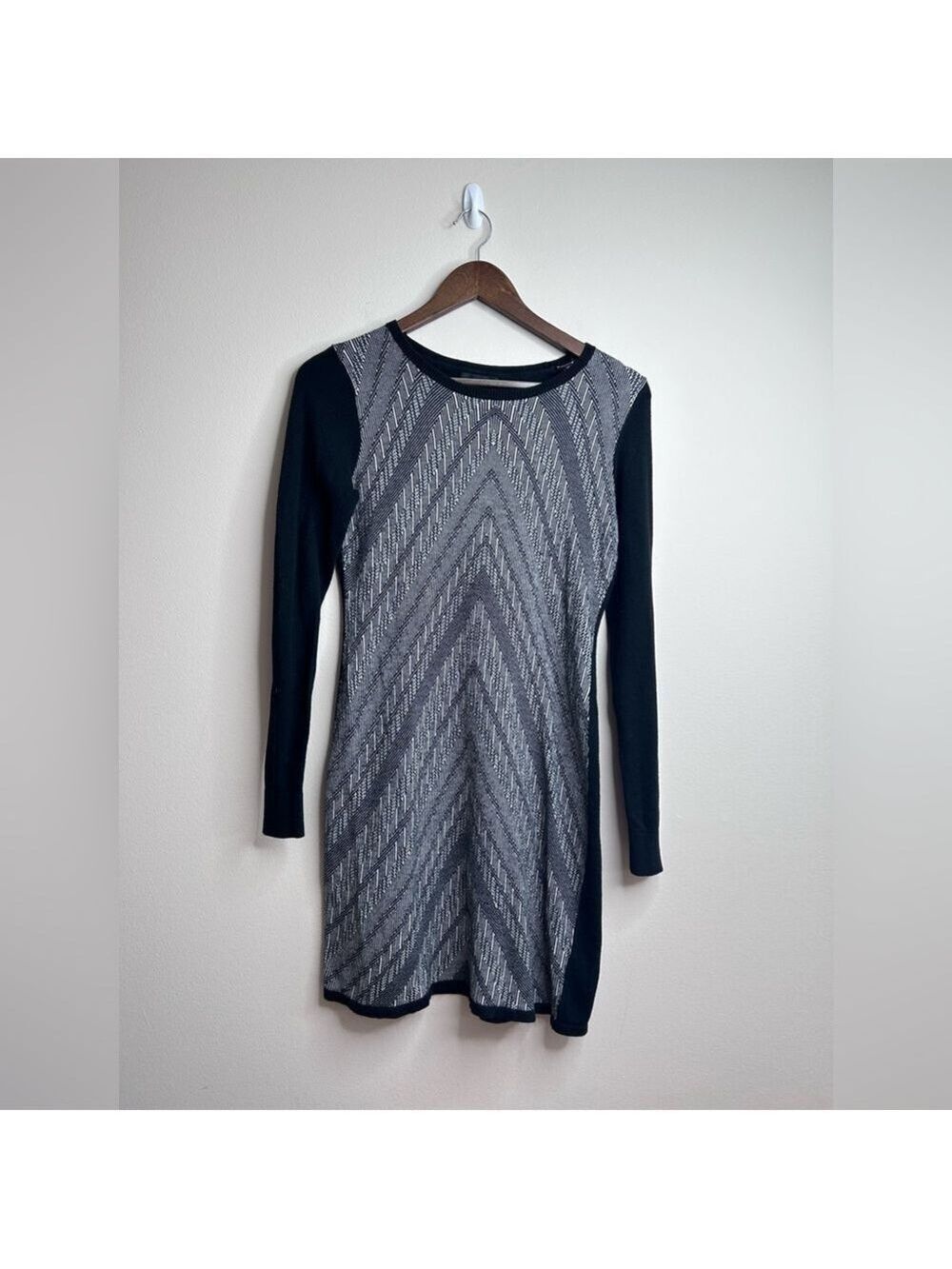 Mossimo Black White Geometric Long Sleeve Sweater Dress Small
